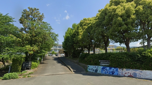 約350ｍ（徒歩約5分）のスライド画像
