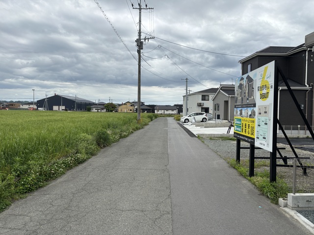 １・２号地　１，８００万円　販売可能のスライド画像