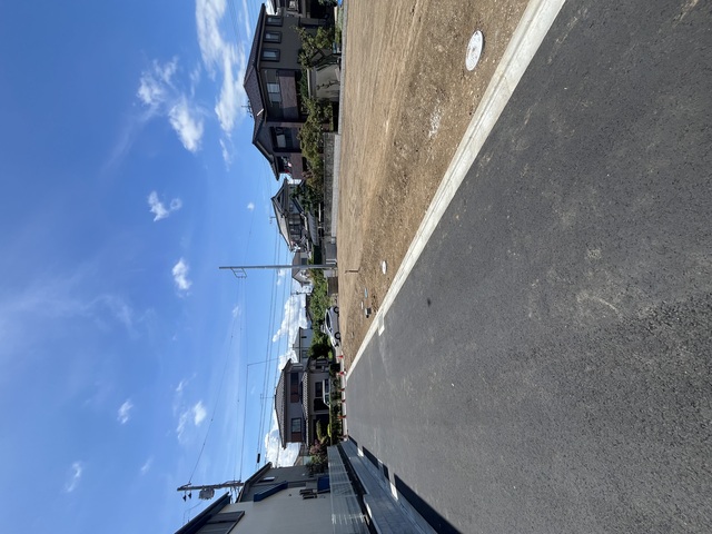 前面道路含む現地写真のスライド画像