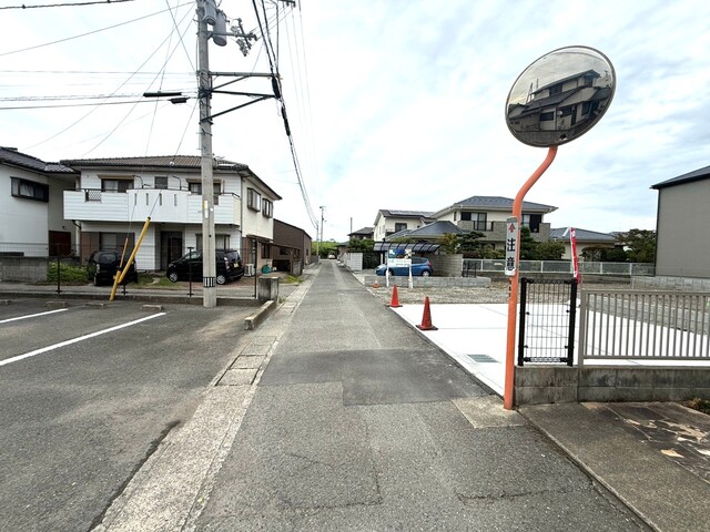 前面道路南方向のスライド画像