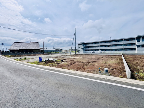 2号地：180.08㎡<br>