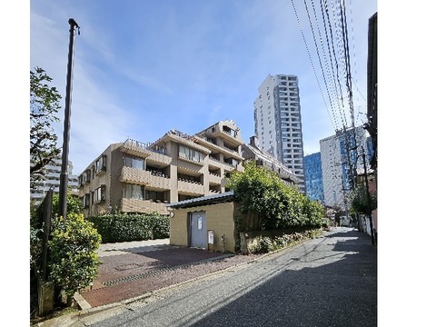 新宿7丁目ハイライズ