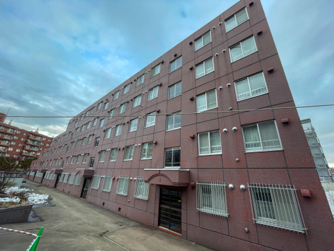 メゾンドルチェ平岸B棟