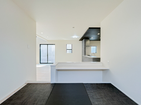 リビングと繋がる和室を介して通風を確保することが出来る設計になっています。