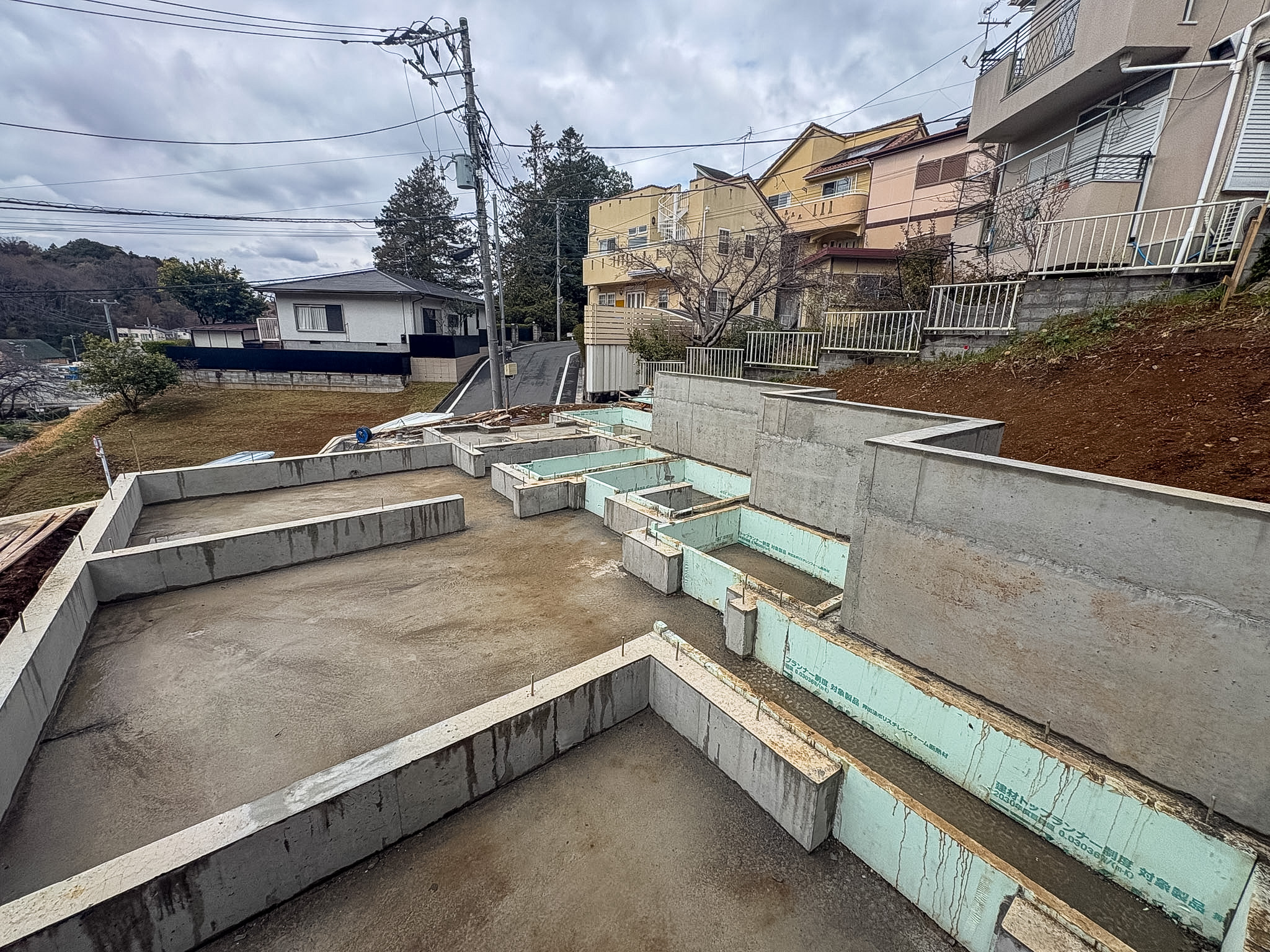 八王子市絹ヶ丘3丁目全1 1