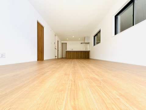 22帖のLDKは奥行きがあり、圧倒的な広さを実現。家族みんながゆったり過ごせる大空間。