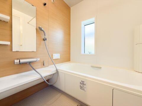 掃除のしやすさ・収納の便利さなど、みんなにとっての「しあわせ性能」を追求したバスルームを採用。