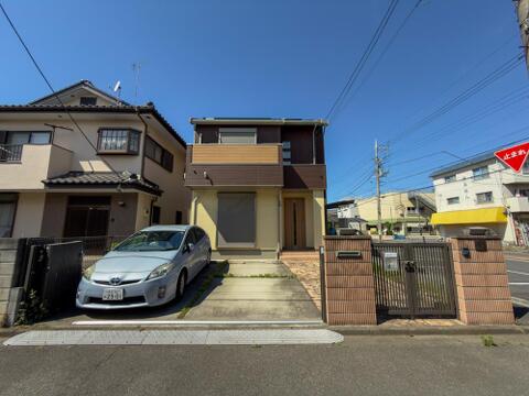 ここに住まう方々へ余すこと無く太陽の恵みを届けられるように計画・設計されております。