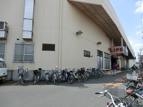 ライフ新座店まで約939m