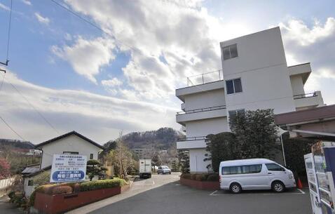 医療法人社団三秀会青梅三慶病院まで約1582m