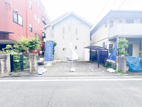 スタイリッシュなデザインが印象的な外観です。洗練された清潔感ある佇まいが街並みに映え、毎日の帰宅のたびに心地よい満足感と誇らしさをもたらします。