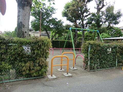 アオギリ公園まで約187m