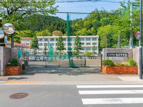 八王子市立恩方中学校 3550m