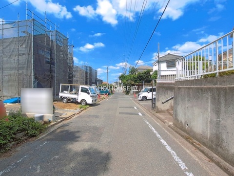 前面道路含む現地 (2026年08月05日撮影)