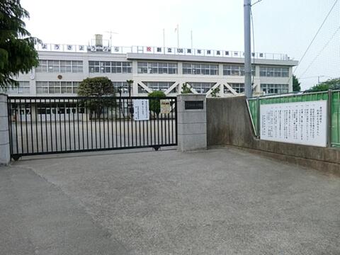 昭島市立拝島第一小学校まで約603m