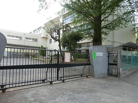 日野市立日野第六小学校まで約459m