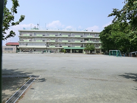 国分寺市立第十小学校 750m