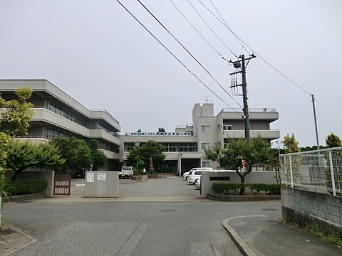青梅市立友田小学校 800m