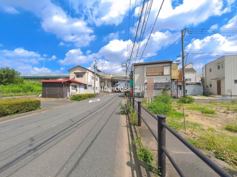 前面道路含む現地 (2026年08月19日撮影)