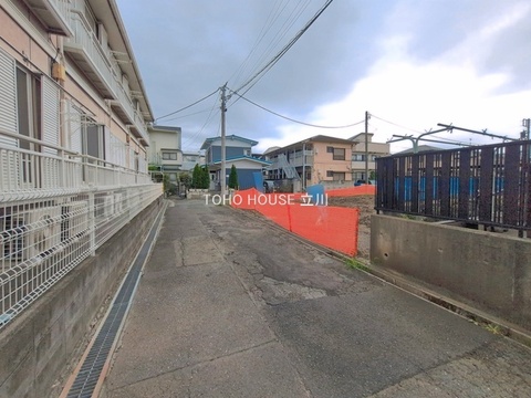 前面道路含む現地 (2026年08月27日撮影)