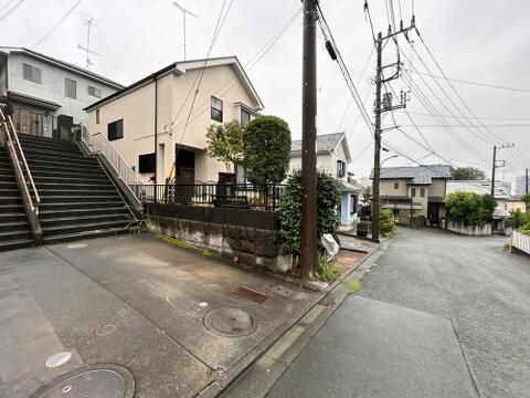 物件外観(2026年9月5日撮影)室内リフォーム10月完成予定