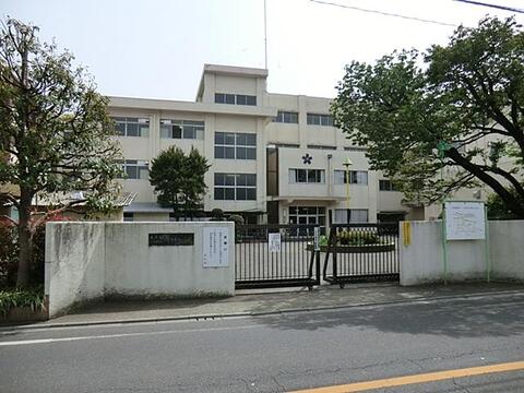 小金井市立小金井第四小学校まで約700m