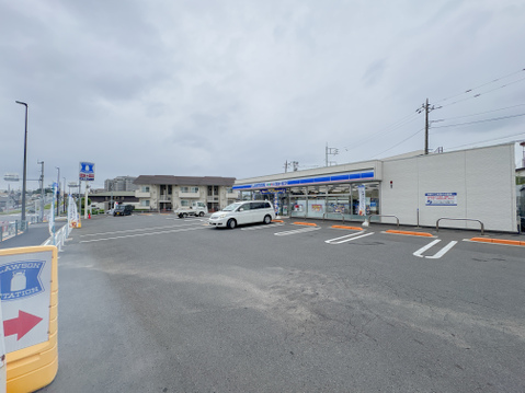 ローソン・スリーエフ 新町田街道店まで280m