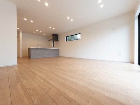 造りこんだ空間演出の妙が生み出す光と質のハーモニーはこの住宅のクオリティの良さを実感させてくれます。