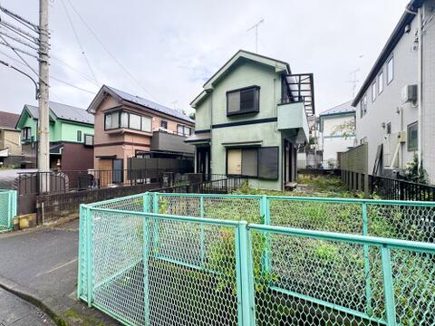 現地(2026年9月撮影)内装・外装フルリフォームにより生まれ変わります。本日ご見学可能です。