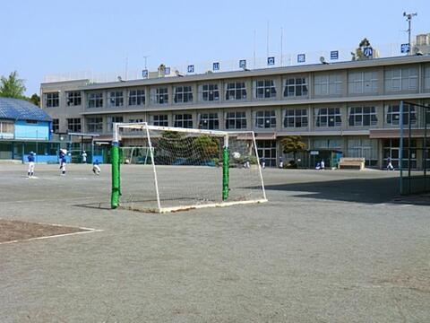 武蔵村山市立第三小学校まで約646m