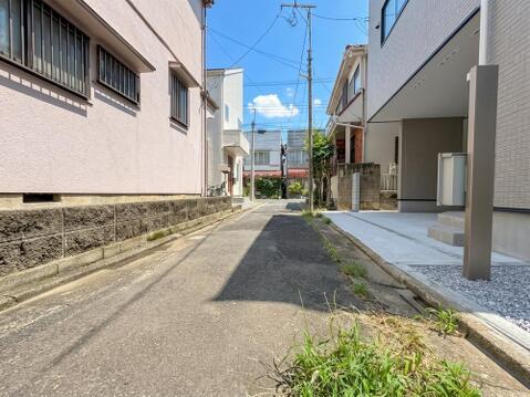 どこかホッとする、温かみのある穏やかな街並み。騒音の少ない静かな環境で、ご家族の穏やかな毎日を。