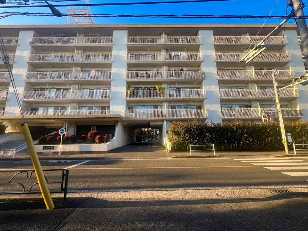 三鷹ナショナルコート　1号棟