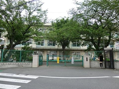 町田市立町田第五小学校まで約621m