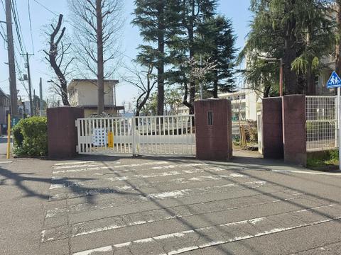 府中市立府中第四中学校まで約335m
