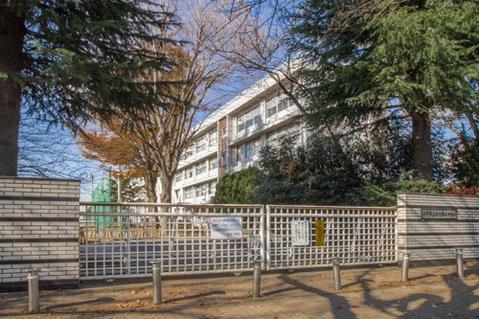 府中市立府中第二中学校まで約699m