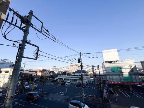 前向きな気持ちで背中を押してくれるかのような美しい空。