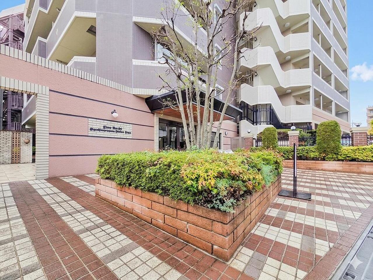 ライオンズグローベル東村山ステーションプラザ