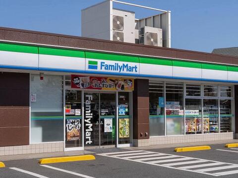 ファミリーマート西東京谷戸町店まで約619m