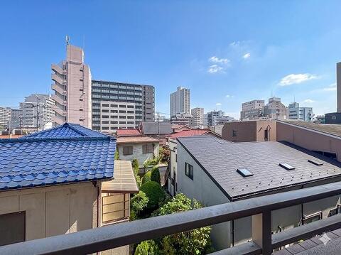 ここから見渡すと澄み渡る青い空に、心地よい風と暖かい日差しが駆け巡ります。※CG加工で晴天にしております。