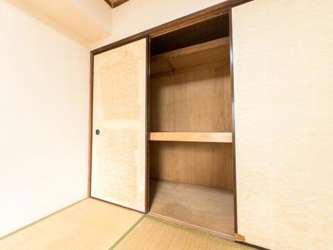 お客様の求める本当の“住み心地とは何なのか。そのための一手間一工夫を惜しみません。街並みや周辺の環境に呼応しながら、美しく、そして毎日の暮らしを考慮した機能性の高い住まい。
