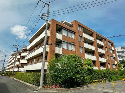 一日のはじまり、一日の終わり、お住まいは変わらずご家族を見守り、受け入れてくれます。ご家族の「日常」という物語の舞台となることを祈っています。