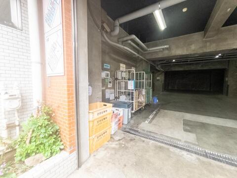 ゴミ置き場
