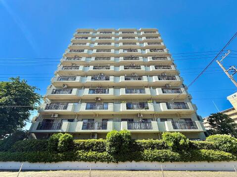 新耐震基準に適合した安心のマンションです。地震への対応力がしっかりと備わっており、ご家族が末永く安心して快適に暮らし続けられる心強い住環境が整っています。