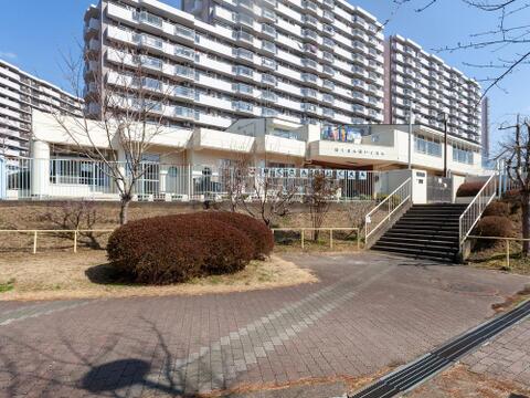 白山保育園まで約585m