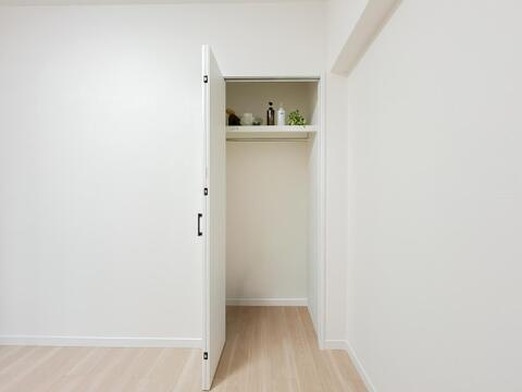 収納力の強さは1つの強みです。実際には載せきれない程多くの収納がございますので、是非一度ご内見下さいませ。