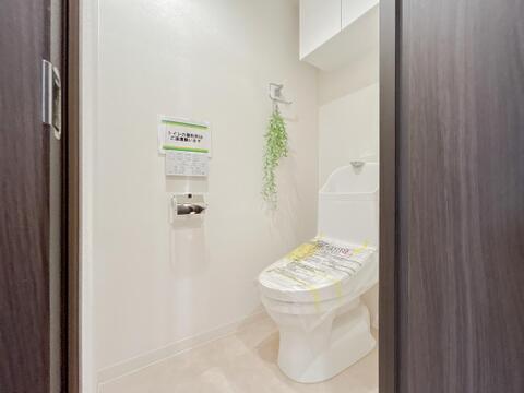 シンプルに白で統一しており、お家の中でも落ち着ける空間の一つです。
