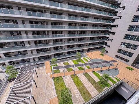 共用部分が清潔に保たれており、管理が行き届いているマンションです。住む人が気持ちよく利用できる空間が広がり、安心して快適に過ごせる住環境が整っています。