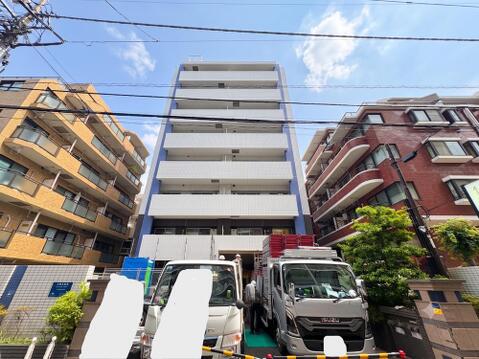 管理の行き届いたマンションは、共用部の清潔感と建物のコンディションが良好に保たれています。長く快適に暮らせる安心感のある住環境がしっかりと整っています。