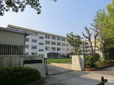 多摩市立東愛宕中学校まで約1470m