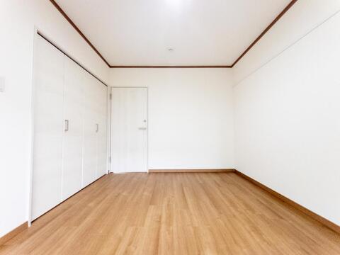住まう人の感性を刺激する上質なリノベーション空間。